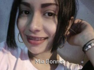 Mia_Bonnet