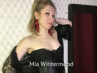 Mia_Wintermood