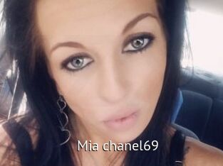 Mia_chanel69