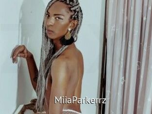 MiiaParkerrz Zizi X