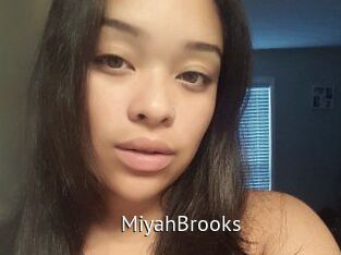 Miyah_Brooks