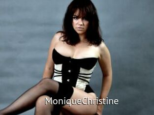 MoniqueChristine