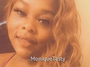 MoniqueTasty