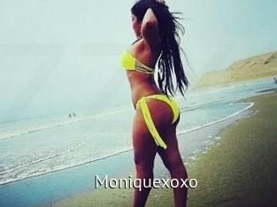 Moniquexoxo