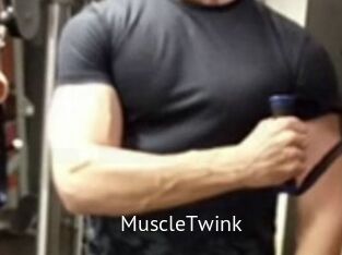 MuscleTwink