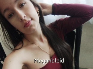 Meganbleid