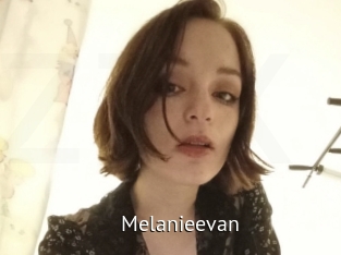 melanieevan Zizi X
