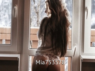 Mia753578
