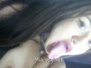 Mia_sex_hot
