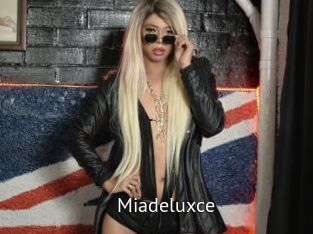 Miadeluxce