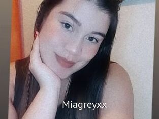 Miagreyxx