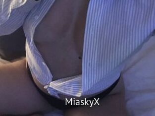 MiaskyX