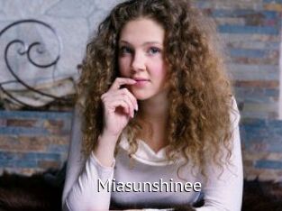 Miasunshinee