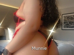 munnie Zizi X