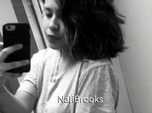 Nali_Brooks