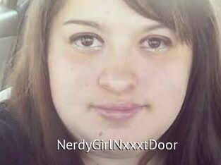 NerdyGirlNxxxtDoor