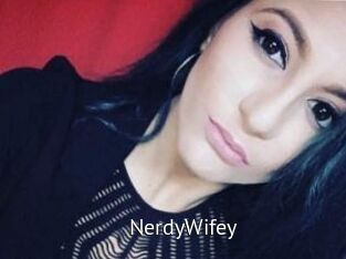 NerdyWifey
