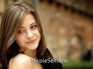 NicoleSemons Zizi X