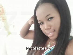 Nicoletteexx Zizi X