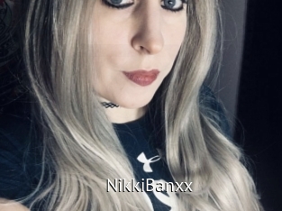 NikkiBanxx