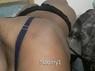 Naomy1