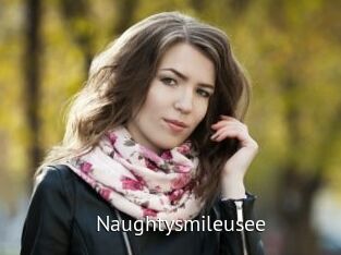 Naughtysmileusee
