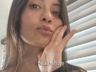 Niaawhite