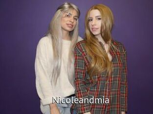 Nicoleandmia