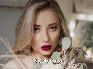 nicolenovak Zizi X