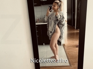 nicolettezafiro Zizi X