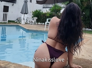 Ninakisslove