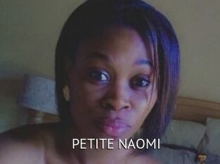 PETITE_NAOMI