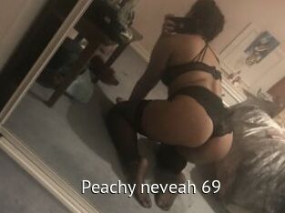 Peachy_neveah_69
