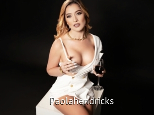 paolahendricks Zizi X
