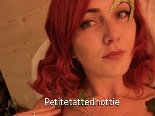 Petitetattedhottie