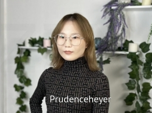 prudenceheyer Zizi X