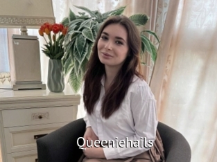 Queeniehails