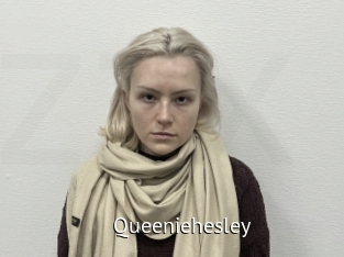 queeniehesley Zizi X