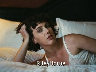 Riley_Horne