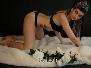 Safiyah Zizi X