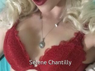Selene_Chantilly