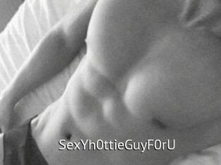 SexYh0ttieGuyF0rU
