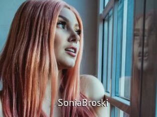 SoniaBroski Zizi X