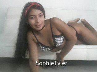 Sophie_Tyler