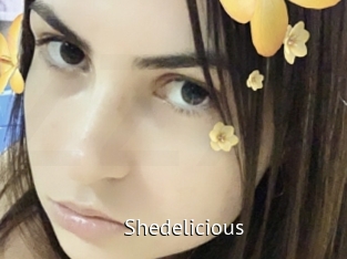 shedelicious Zizi X