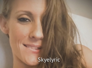 skyelyric Zizi X