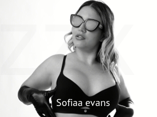 Sofiaa_evans