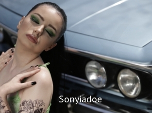 sonyiadoe Zizi X