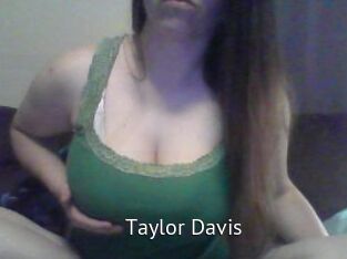Taylor_Davis