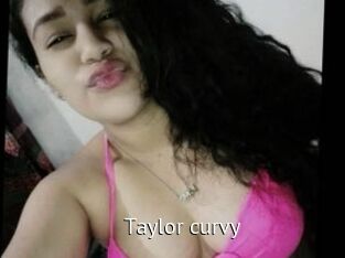 Taylor_curvy